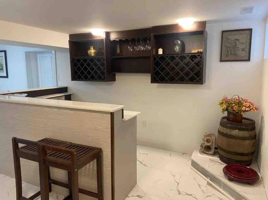 Modern House Newly Furnished 3 Mins Drive To Fall Ниагара-Фолс Экстерьер фото